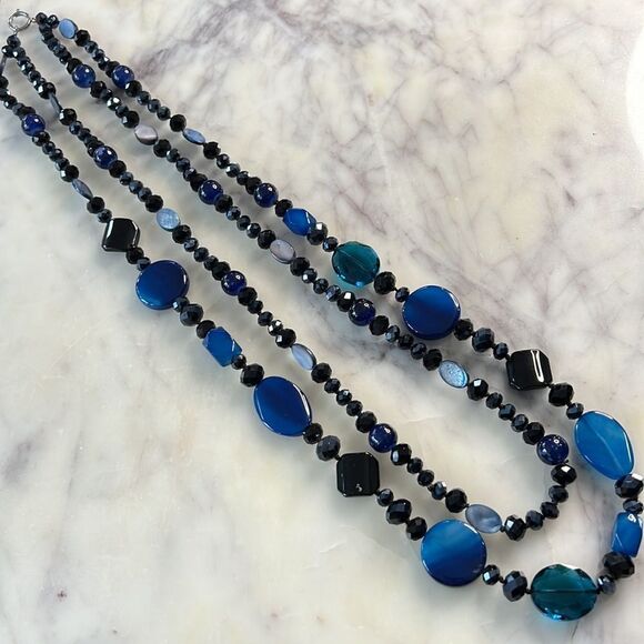 Navy blue beaded long rock necklace - Picture 2 of 10